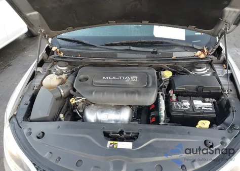 2016 Chrysler 200 Limited z USA, uszkodzony, nr VIN 1C3CCCAB8GN101584